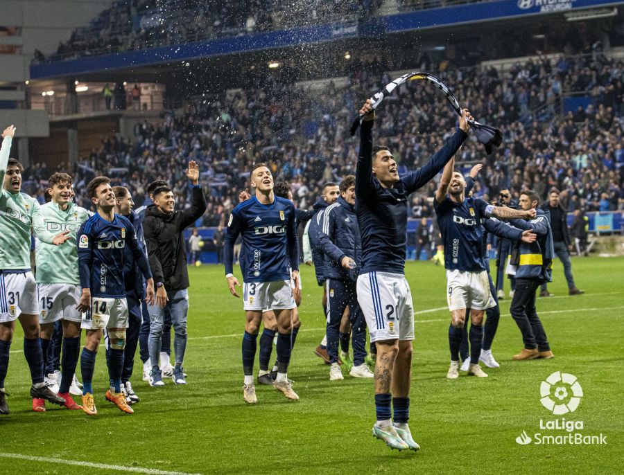El Real Oviedo cierra la primera vuelta con el punto de mira alto